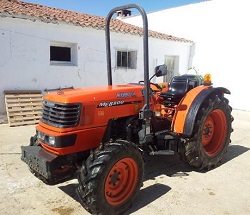 filtry silnika i hydrauliczne Kubota ME8200